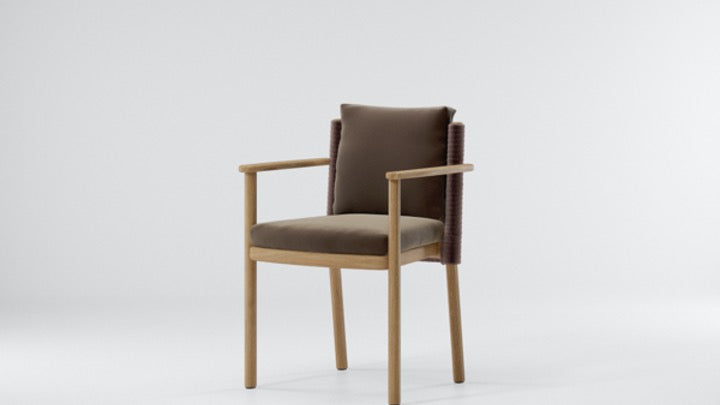 Giro stackable dining chair