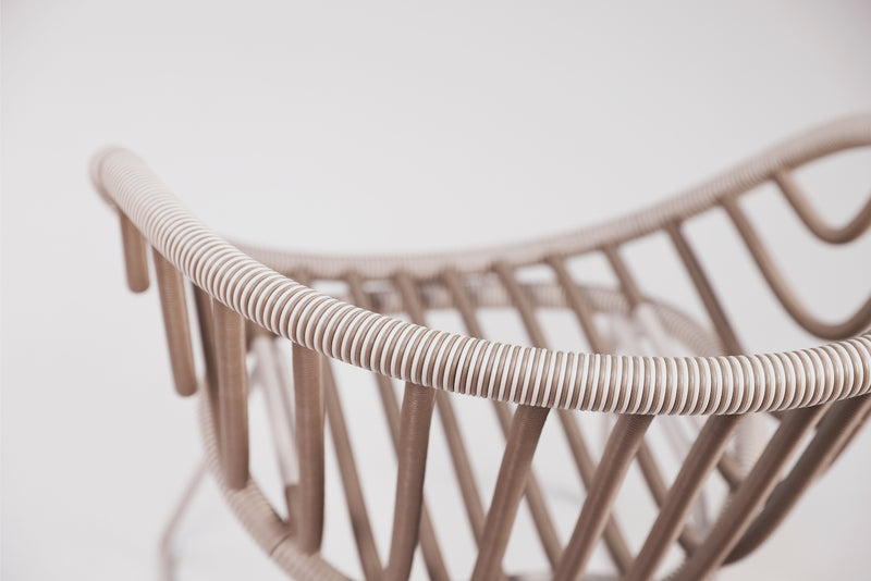 Kida armchair