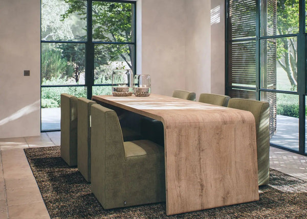Table Vince, indoor