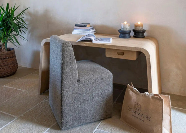 Desk Vince, indoor