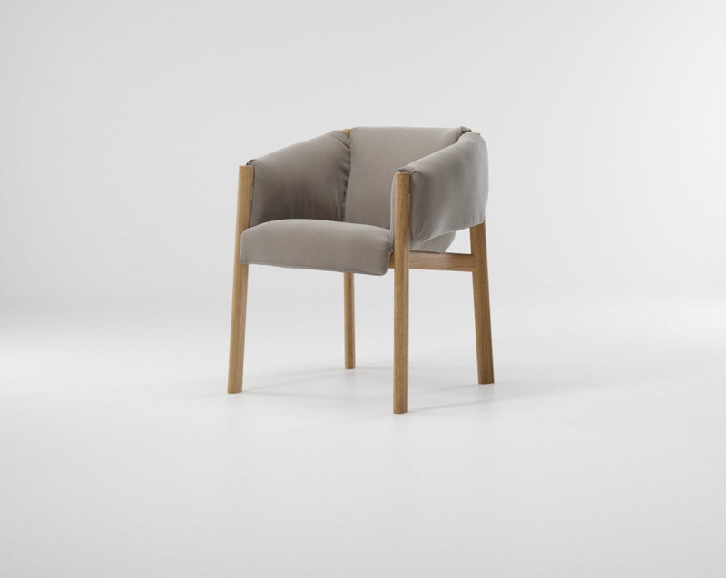 Plumon dining armchair