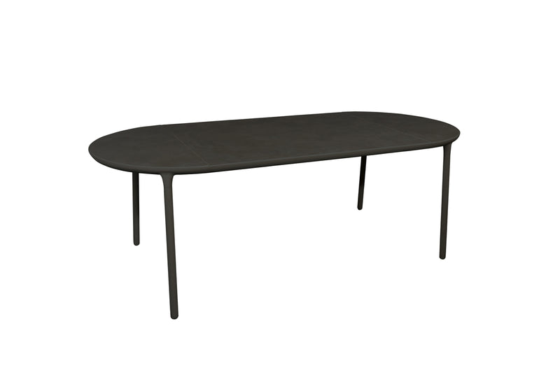 Mindo 114 Dining table oval