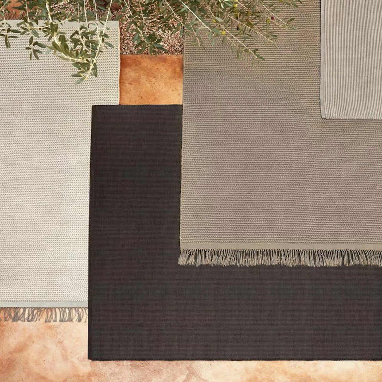 Linear rug – scheel-larsen
