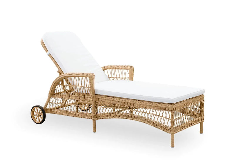 Daisy exterior liggestol