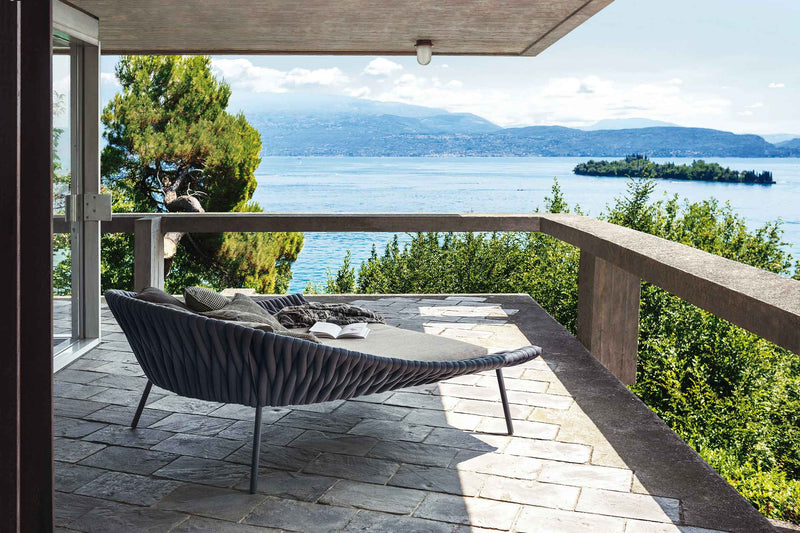 Arena 001 daybed