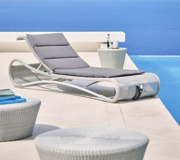 Escape_0002_Escape_sunbed_white-grey_3_1571336098_720x