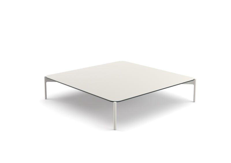 Izon coffee table