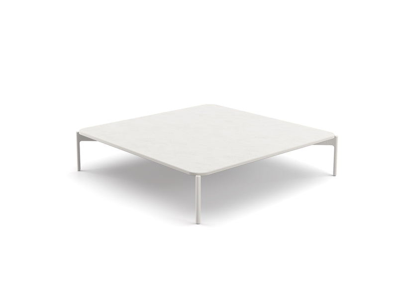 Izon coffee table