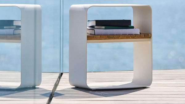 Mindo 109 side table