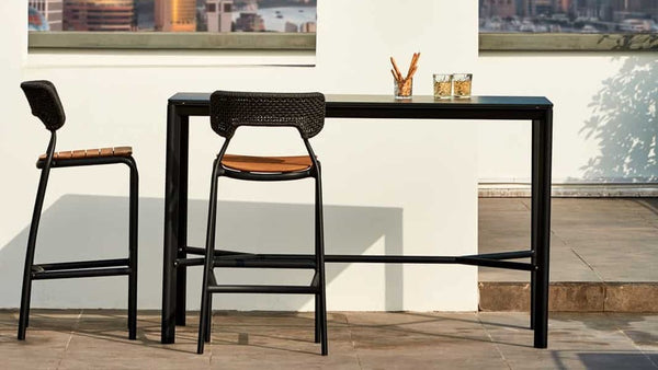 Mindo 102 bar table
