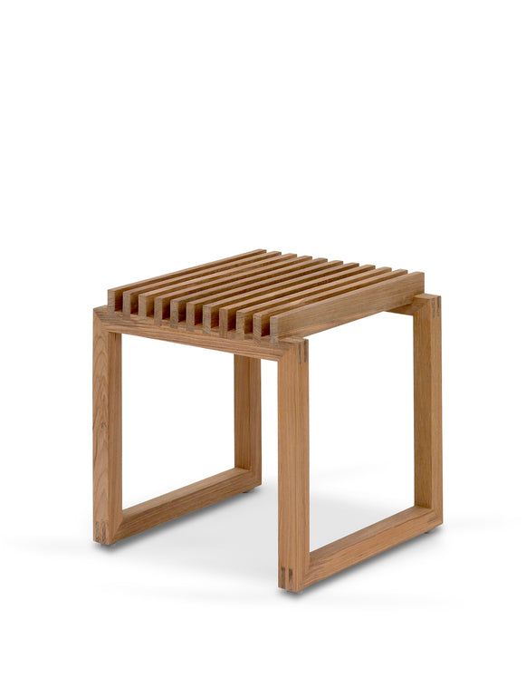 S1920460 Cutter Stool, Teak 01